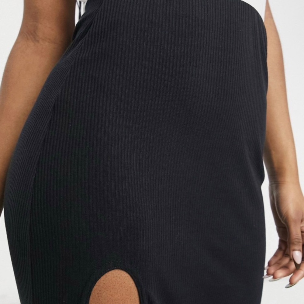 ASOS DESIGN ribbed midi thigh high split Slit skirt in black - Picture 3 of 7